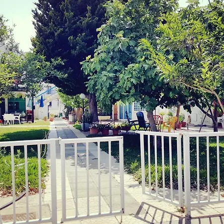 Apartment 2 Bedroom Ground Floor Apt, 5 Minutes Walk From The Paralimni